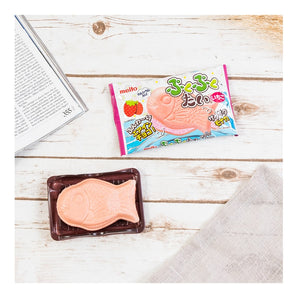 Puku Pkukutai Strawberry Air in Chocolate with a book