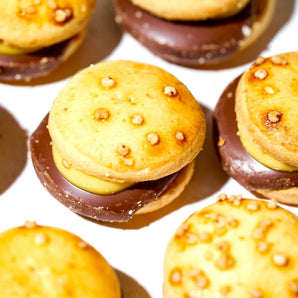 Burger shaped cookies